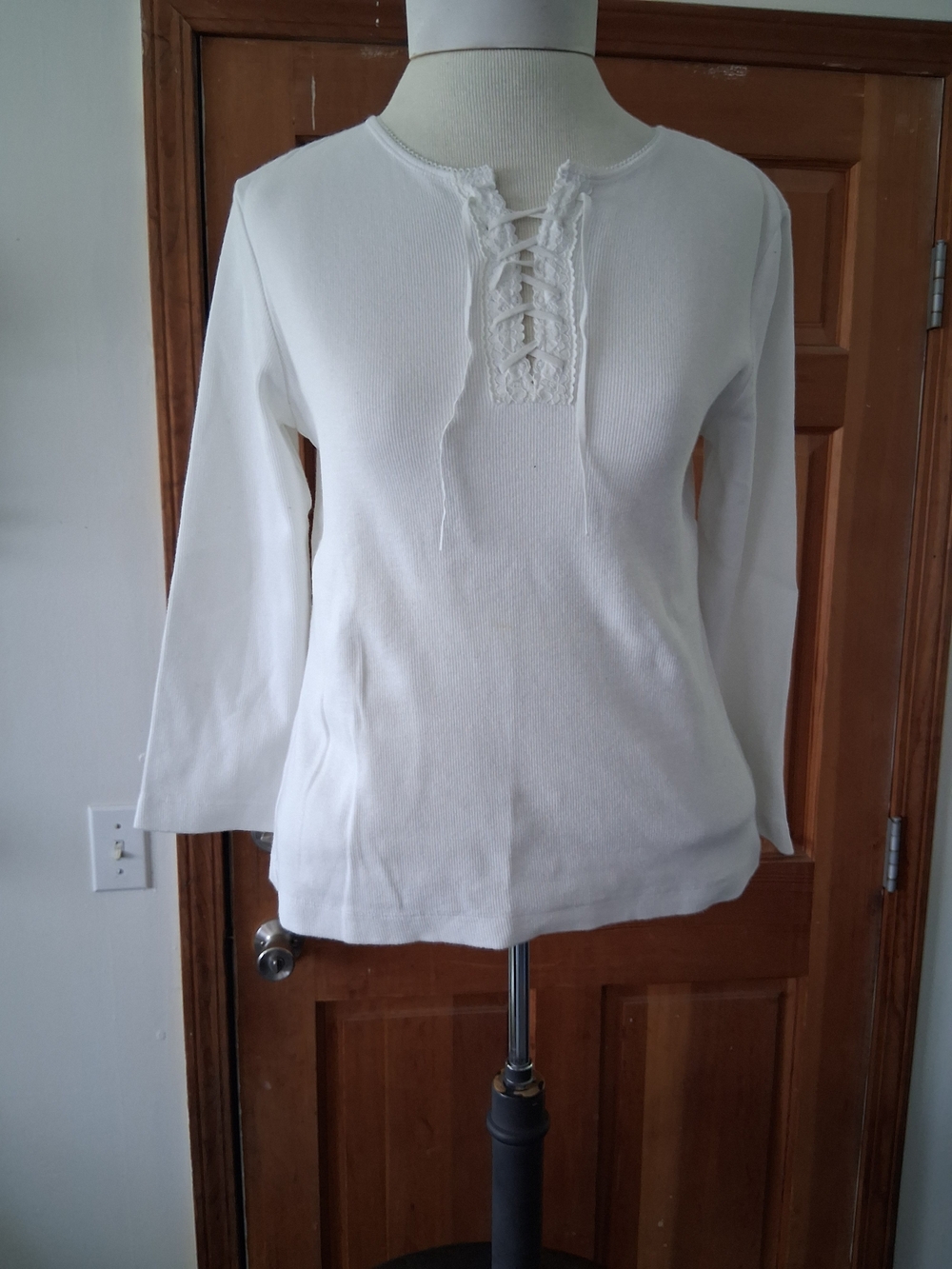 Rafaella White Lace-Up Long Sleeve Top